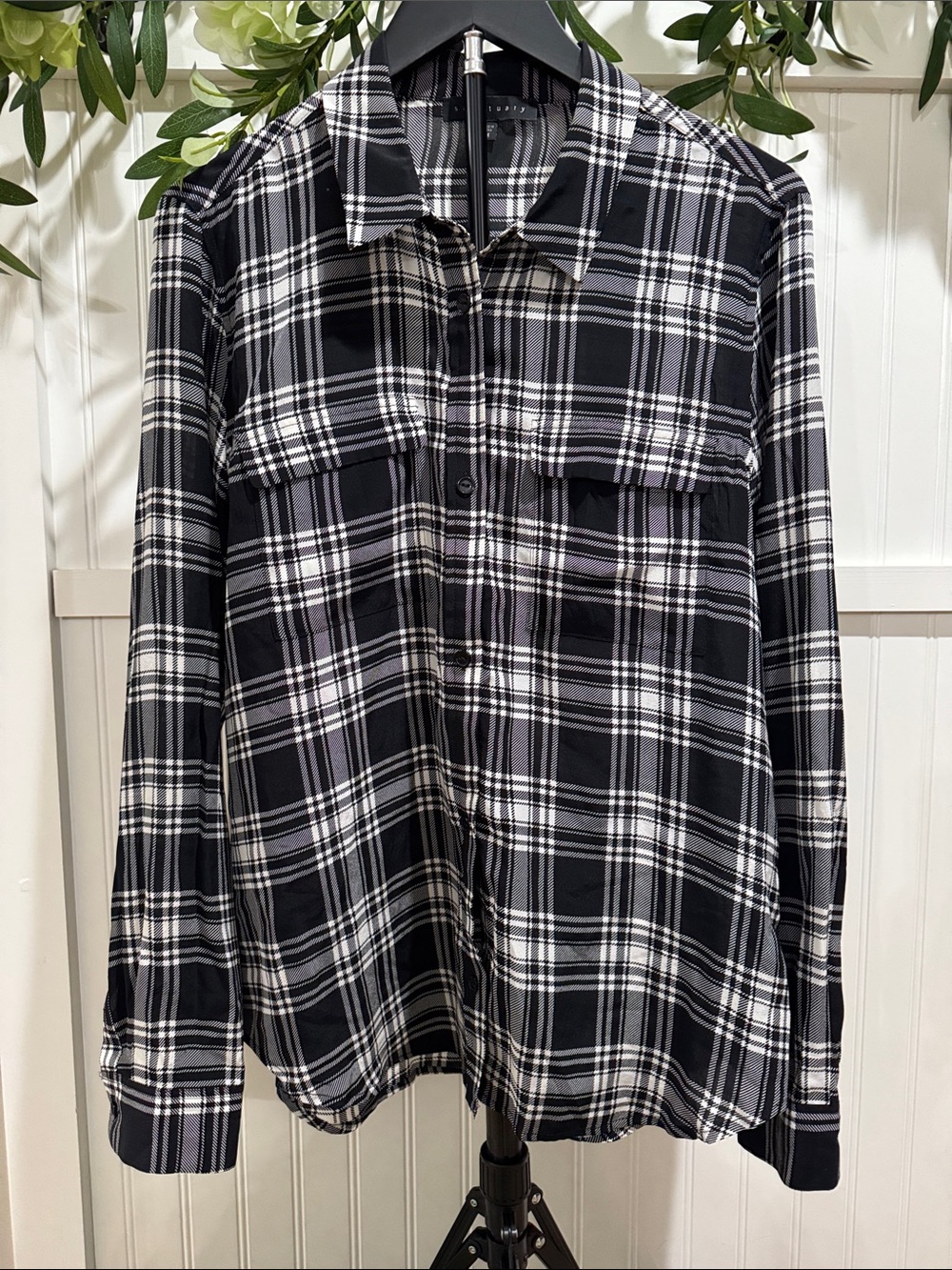 #213 SANCTUARY Black & White Plaid 100% SILK Button-Down Shirt M